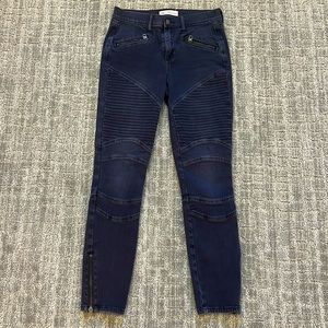 GAP zipper skinny jeans